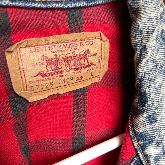 Vintage 90’s LEVI’S stonewashed lined jean jacket - Youth Large - NICE! - Picture 2 of 3